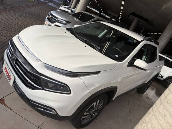 FIAT TORO 1.3 TURBO 270 FLEX FREEDOM AT6 FIAT TORO 1.3 TURBO 270 FLEX FREEDOM AT6